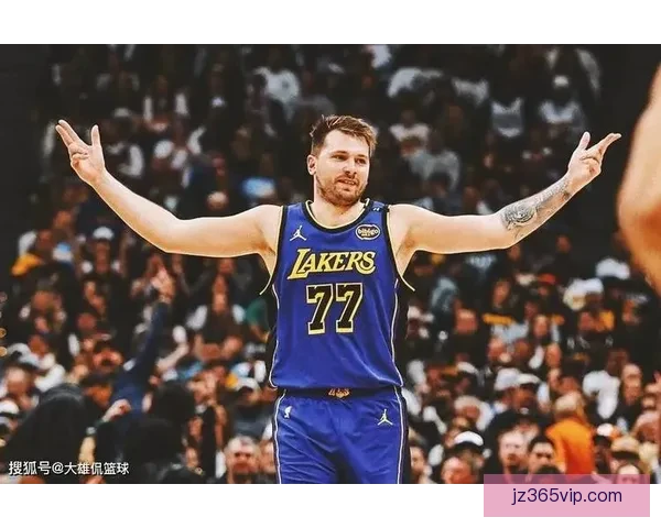 雷霆大胜湖人喜迎四连胜 SGA贡献28分7助攻7篮板 东契奇伤退影响独行侠表现