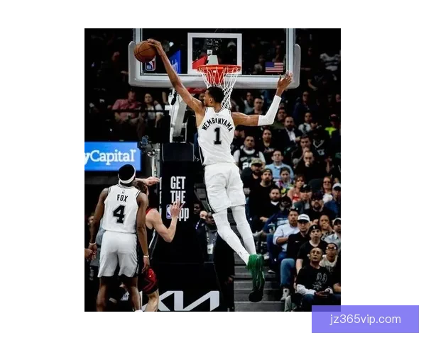 文班亚马单场狂砍41分创赛季新高八分四十秒完成NBA最快两双