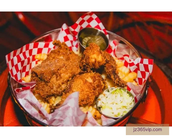 詹姆斯首家Buckets餐厅四月开业助力家乡创造就业机会